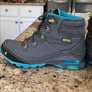 Ahnu hiking boot